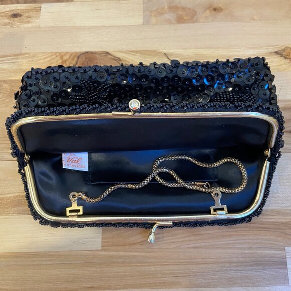Vintage Du-Val Black Beaded & Sequined Evening Clutch Purse With Gold Chain Hand - Picture 8 of 13